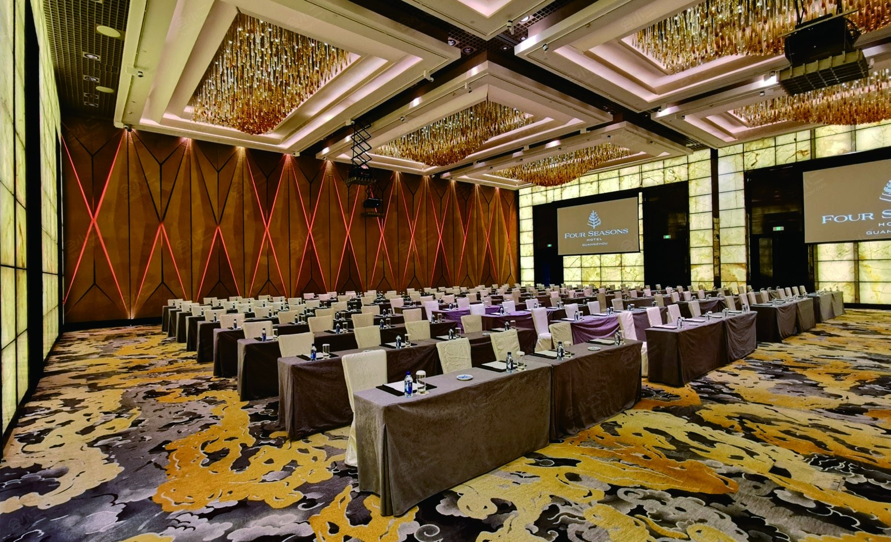 Four Seasons Guangzhou hotel lighting case