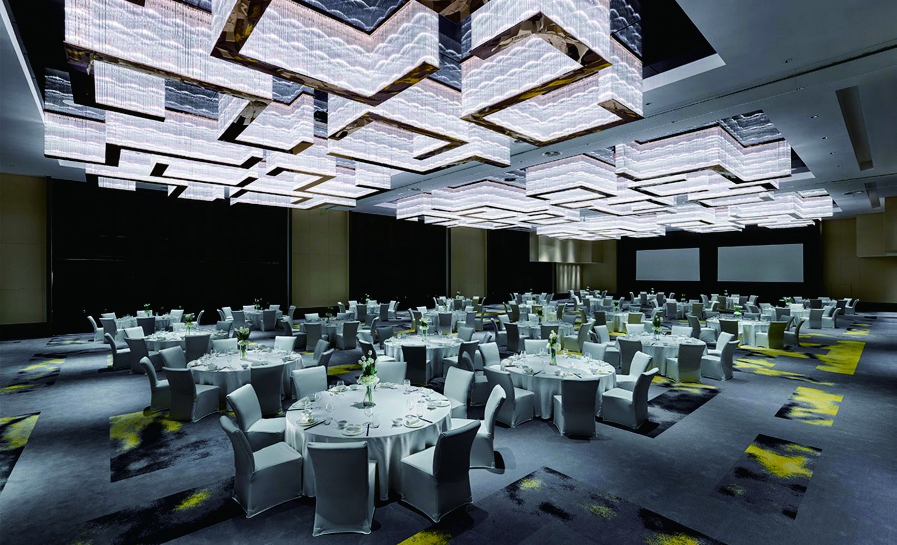 Hilton Baoding lighting case